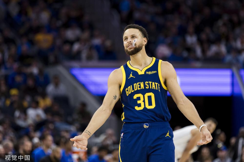 前锋朱俊龙 前锋朱俊龙